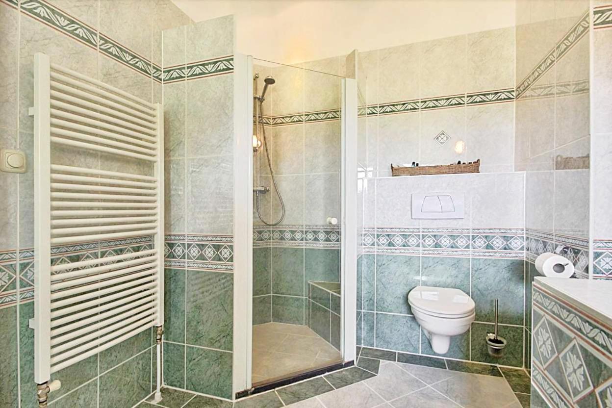 Beautiful American Style Villa With Heated Pool And Jacuzzi Heerhugowaard Exterior photo